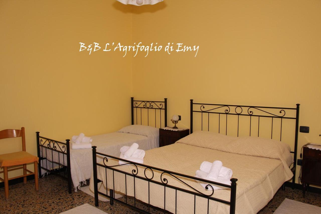 Bed and Breakfast L'Agrifoglio Di Emy Guspini Zewnętrze zdjęcie