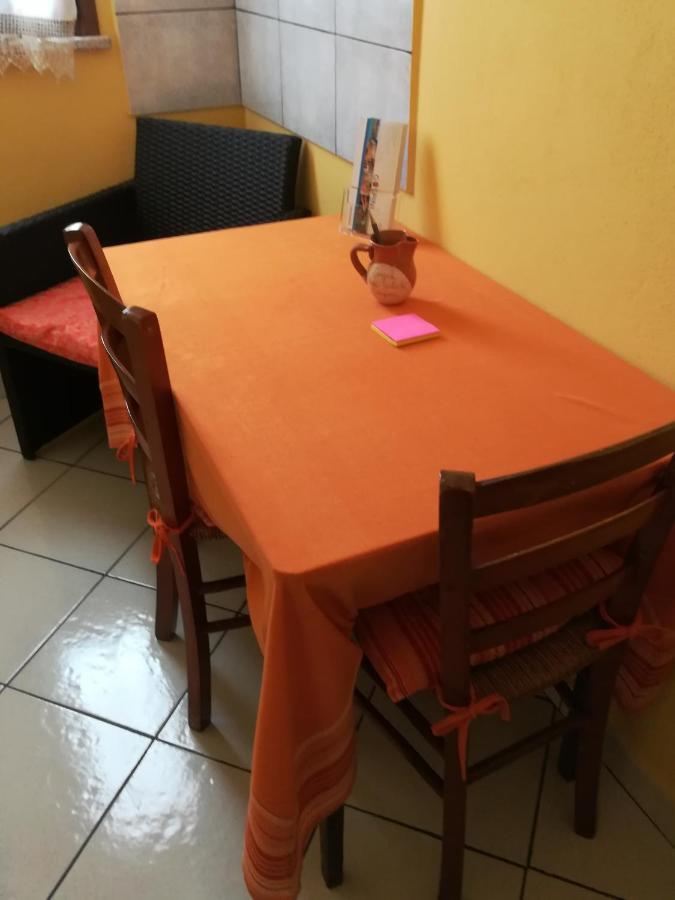 Bed and Breakfast L'Agrifoglio Di Emy Guspini Zewnętrze zdjęcie