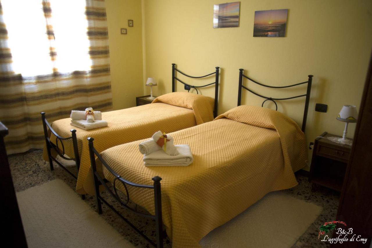 Bed and Breakfast L'Agrifoglio Di Emy Guspini Zewnętrze zdjęcie