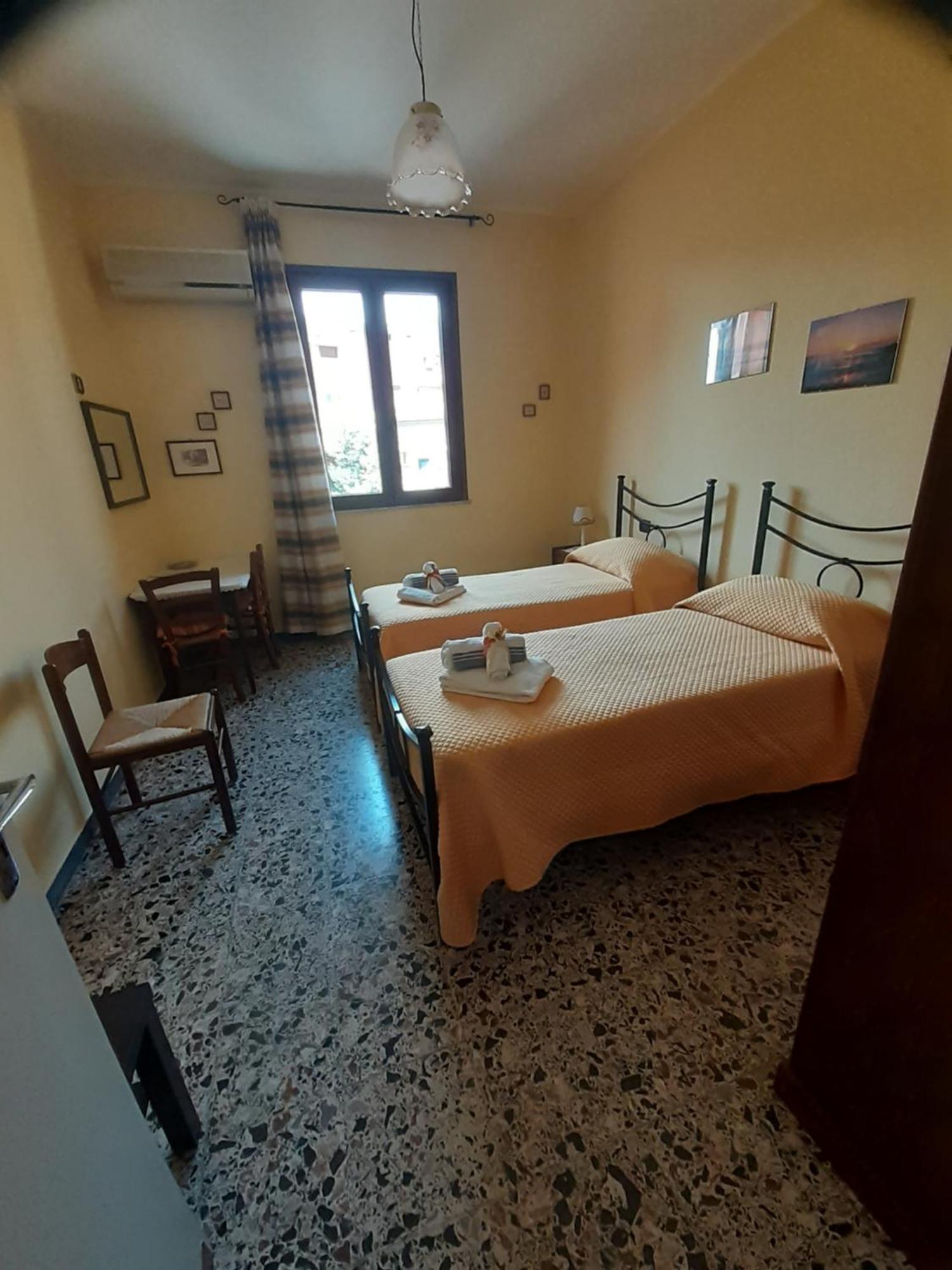 Bed and Breakfast L'Agrifoglio Di Emy Guspini Zewnętrze zdjęcie